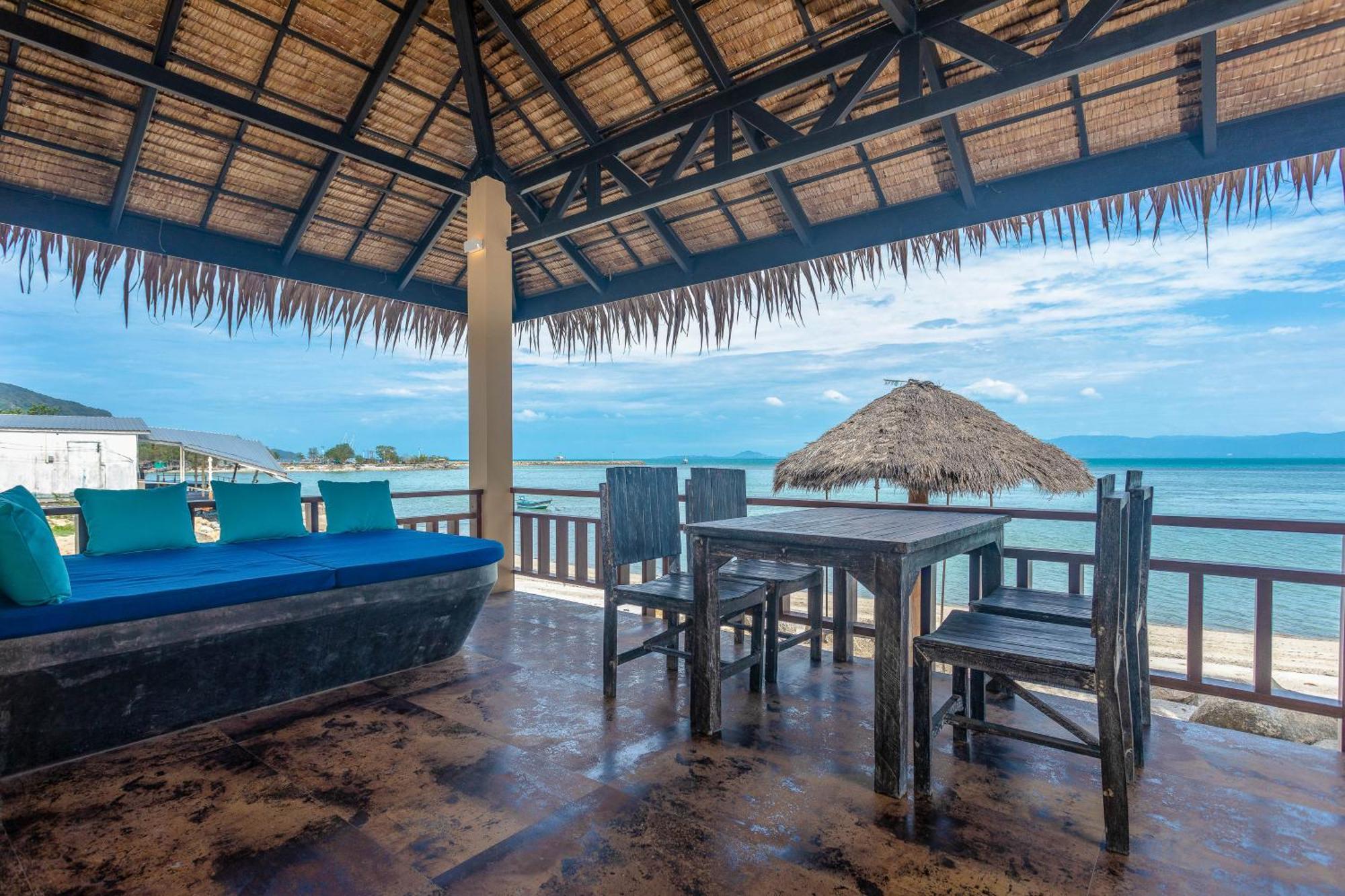 Absolute Beachfront Resort Baan Tai Exterior photo