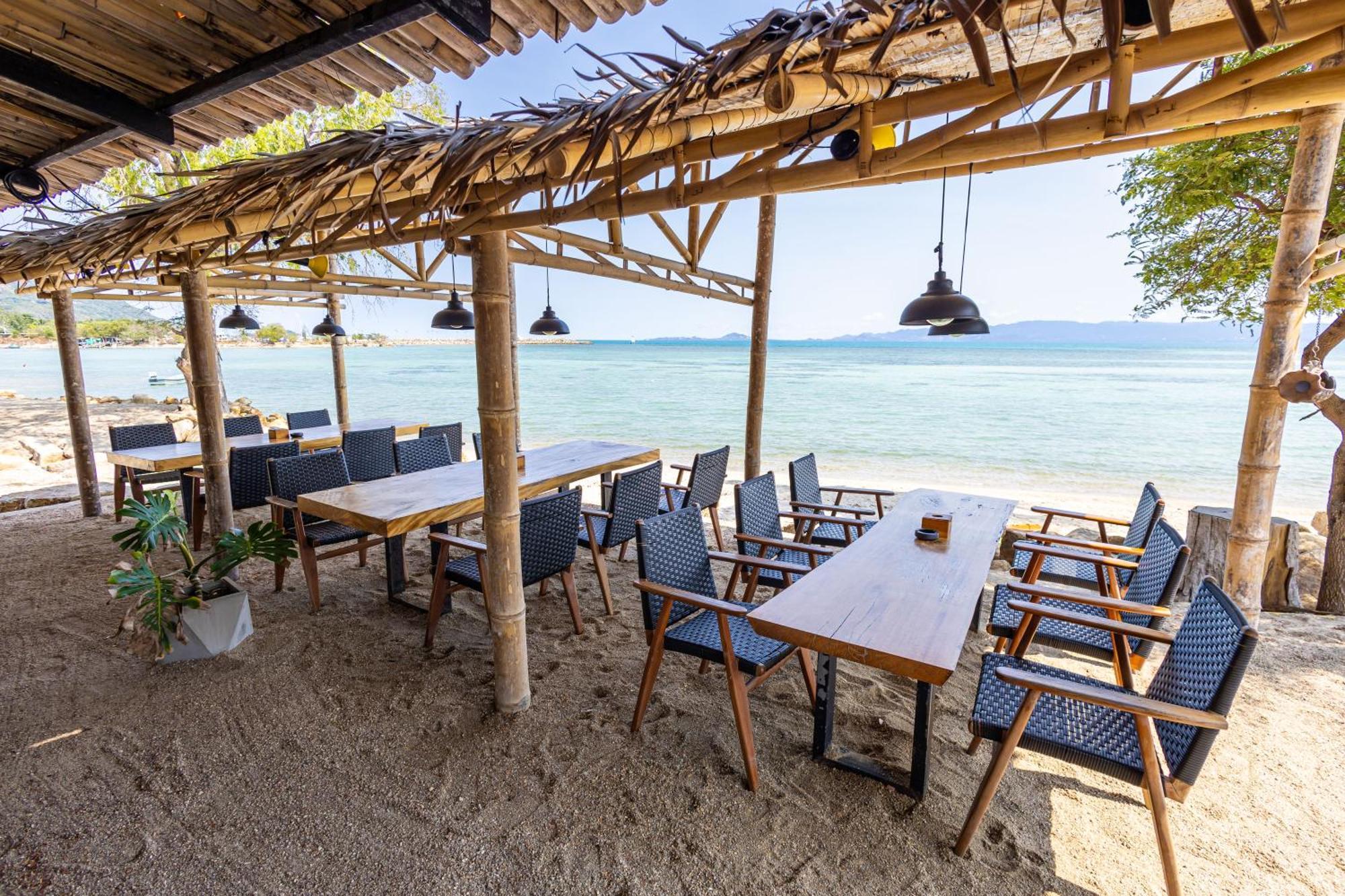 Absolute Beachfront Resort Baan Tai Exterior photo