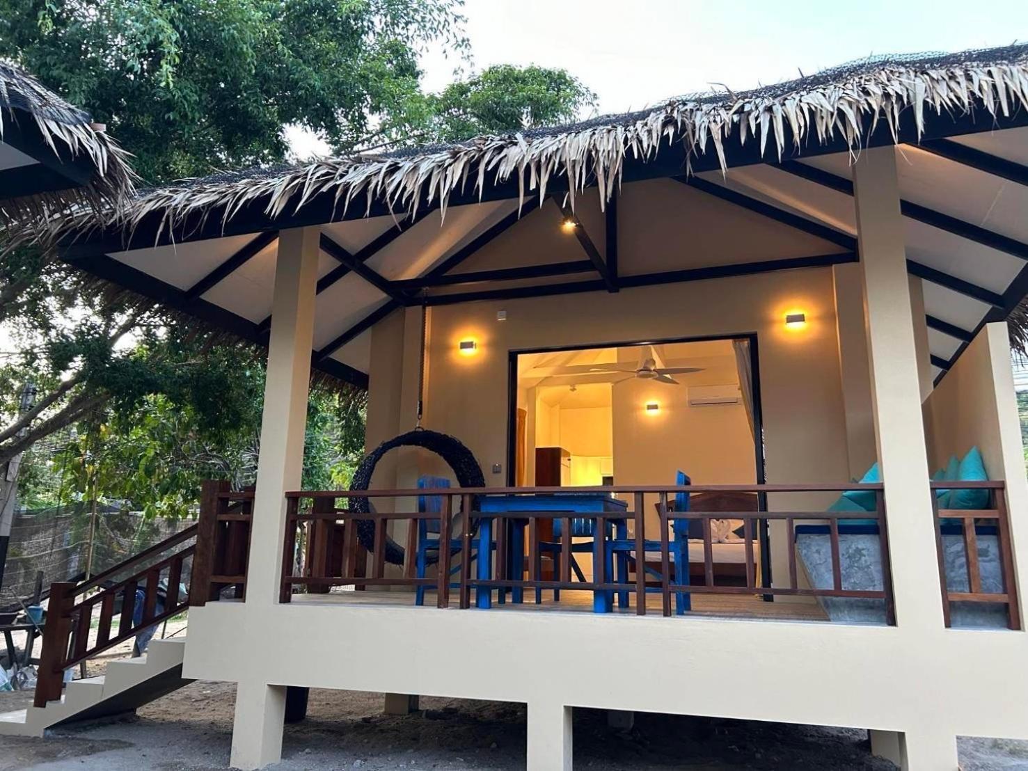 Absolute Beachfront Resort Baan Tai Exterior photo